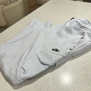 Nike Men’s Tech Fleece Joggers Size Large